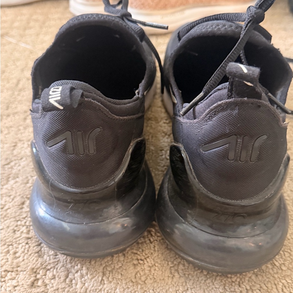 Nike Air270 Black Sneakers - Picture 5 of 7
